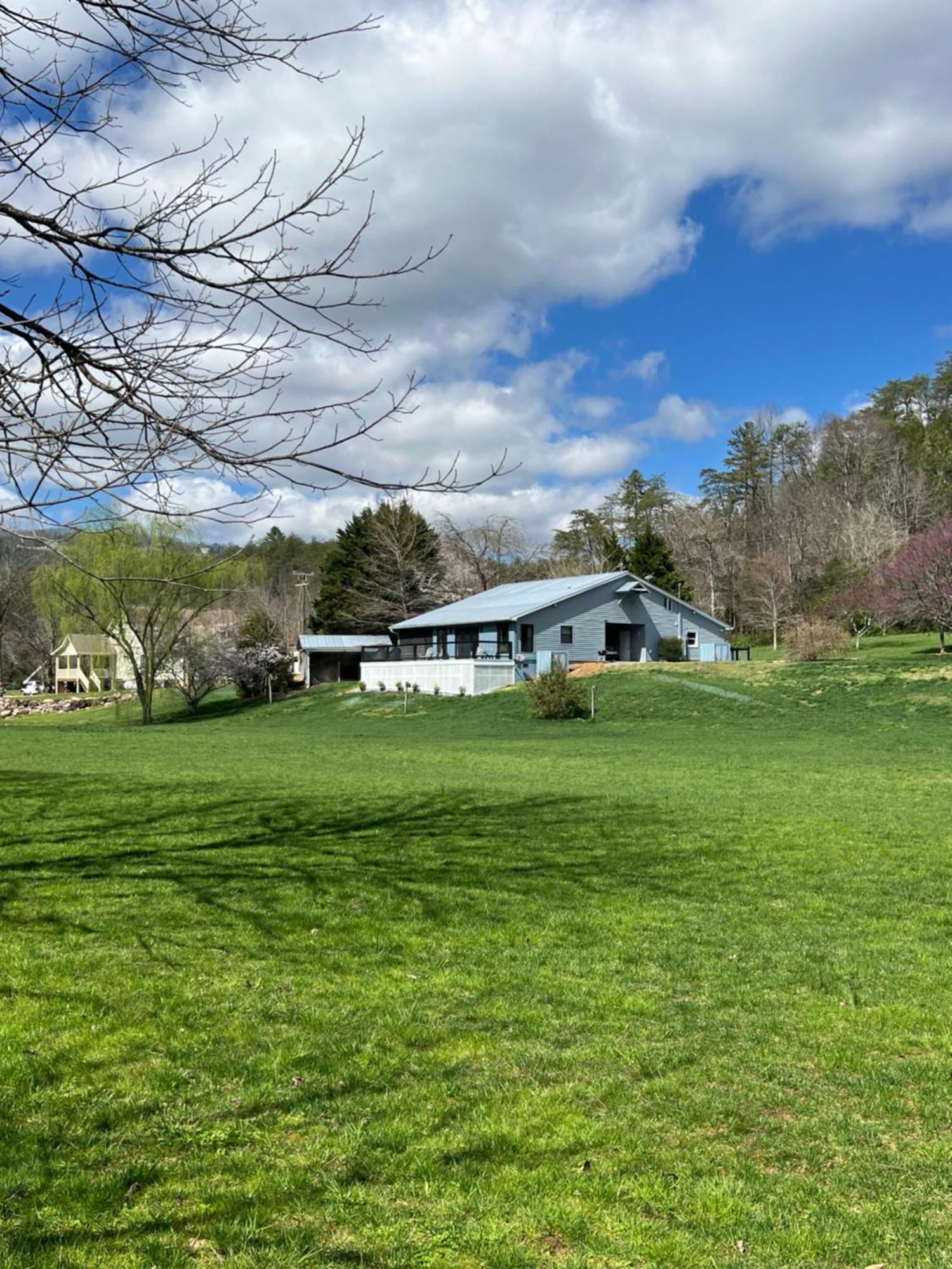 Firefly Fields 2-Acres With Guest House, Game Room, Mountain & River Views سيفيرفيل المظهر الخارجي الصورة